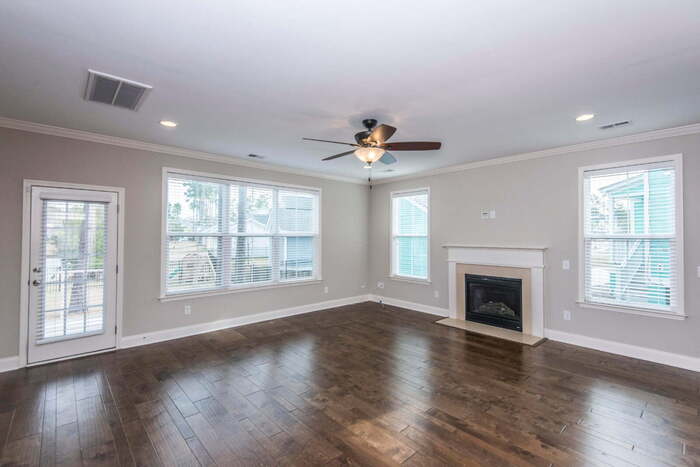302 Pond Hill Court – photo 5