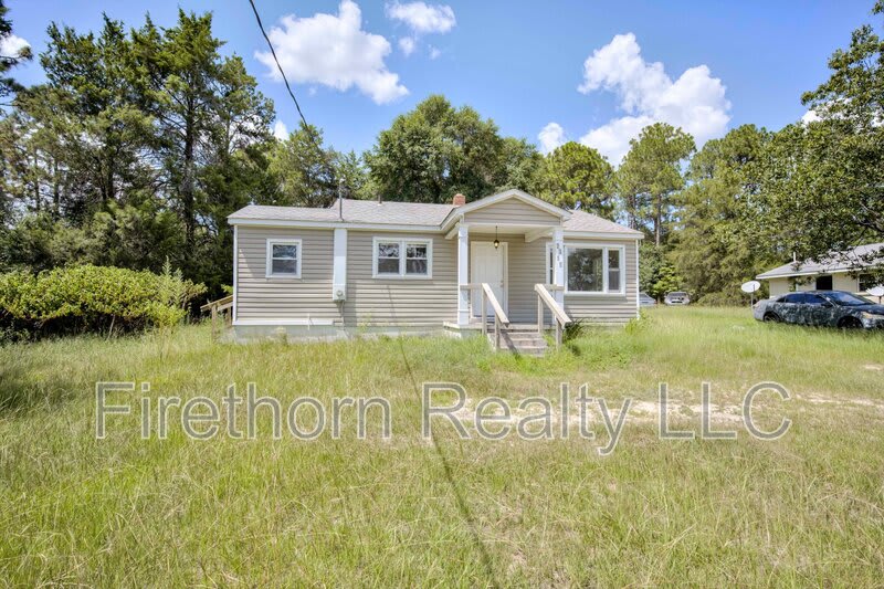 2315 Tobacco Road (main) – photo 1