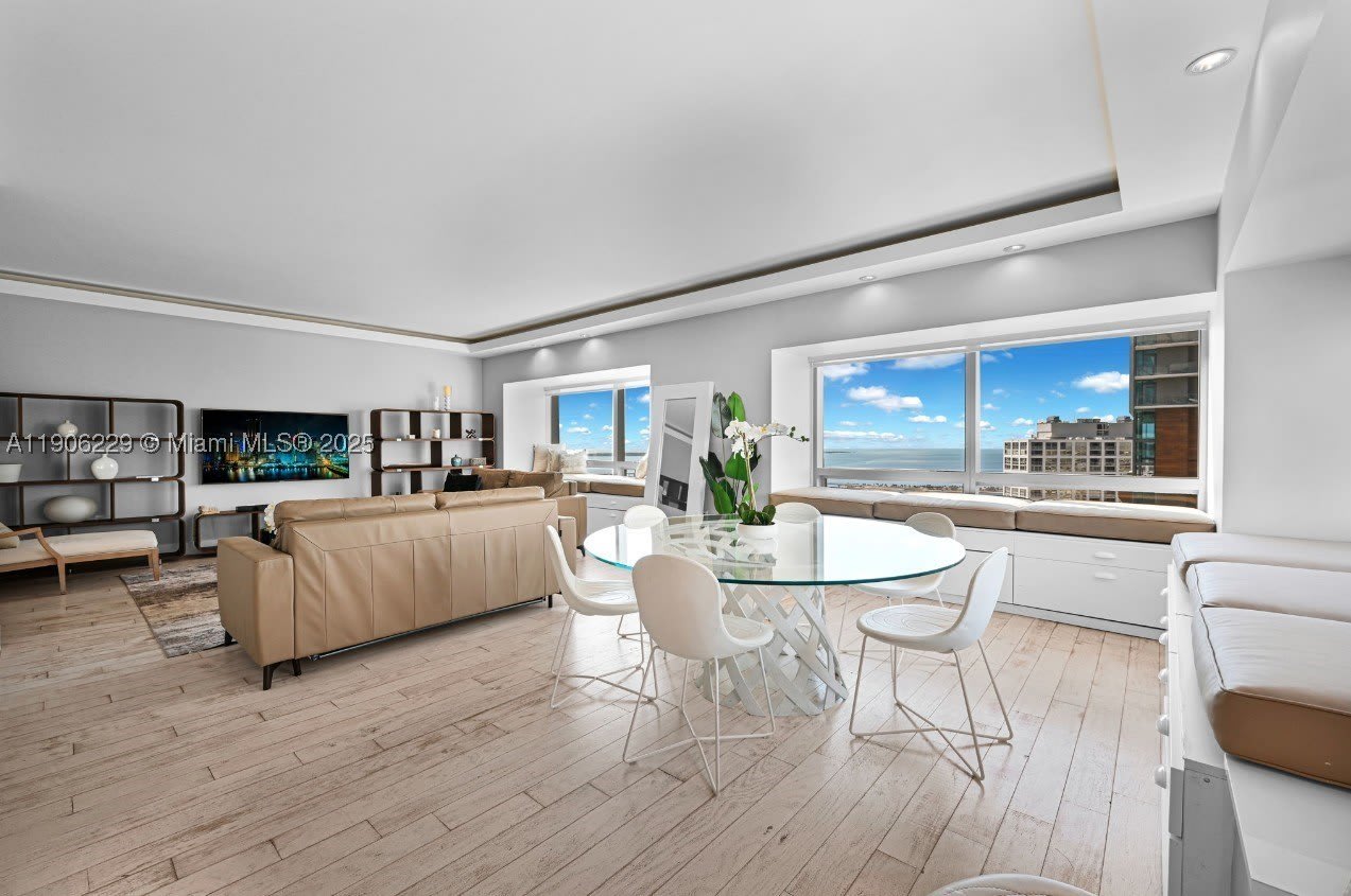 1435 Brickell Ave – photo 1