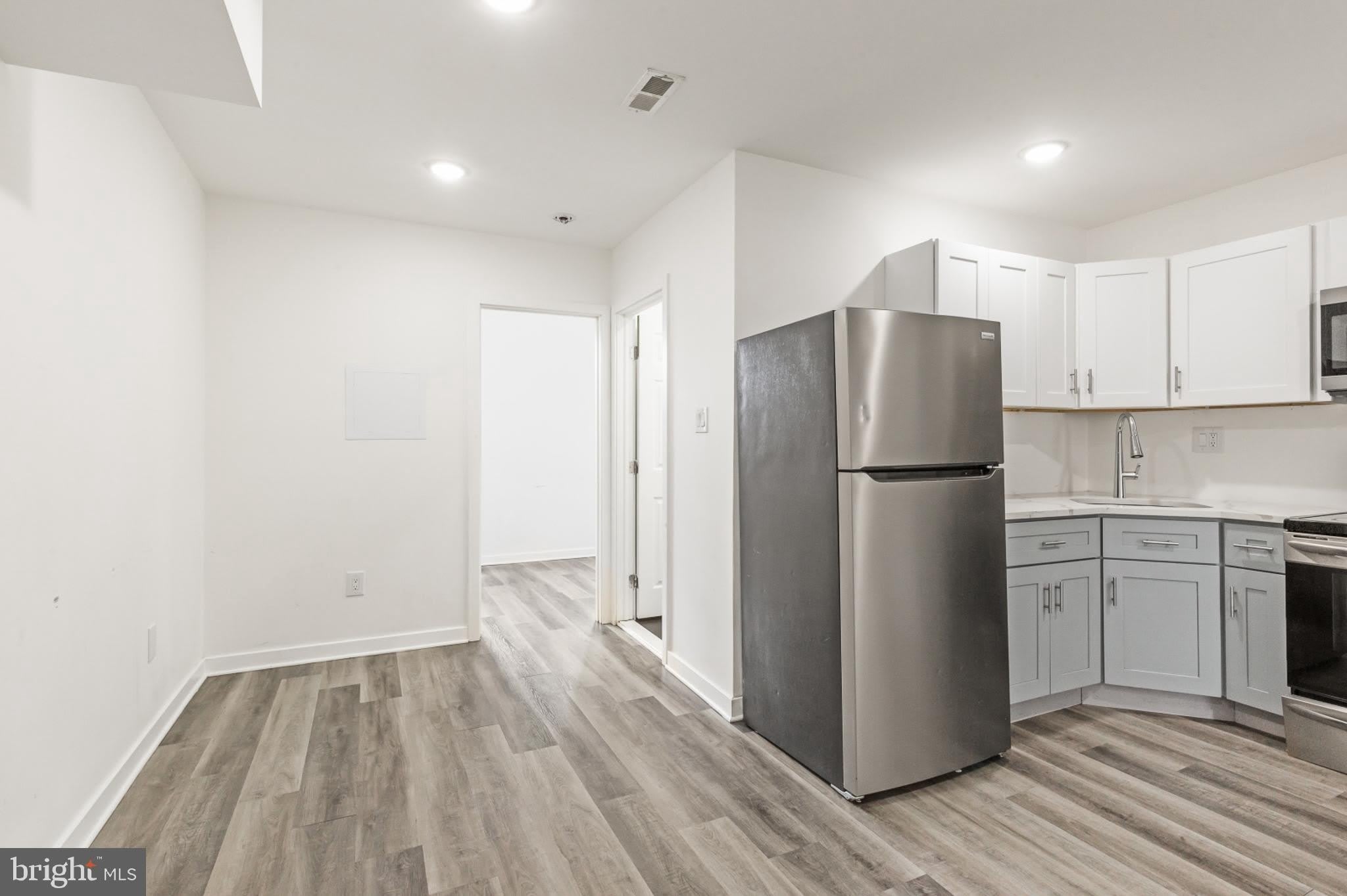 2550 KENSINGTON Avenue – photo 5