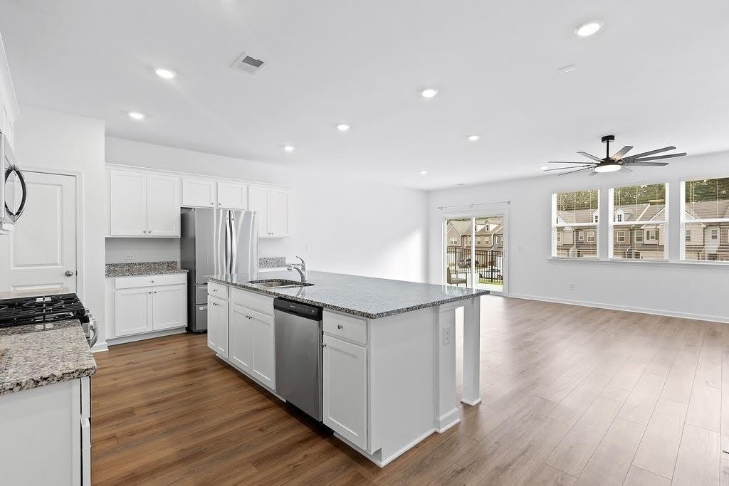 2749 Lou Lou Lane – photo 2