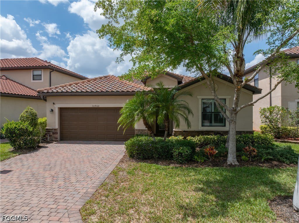 10960 Cherry Laurel Drive – photo 2