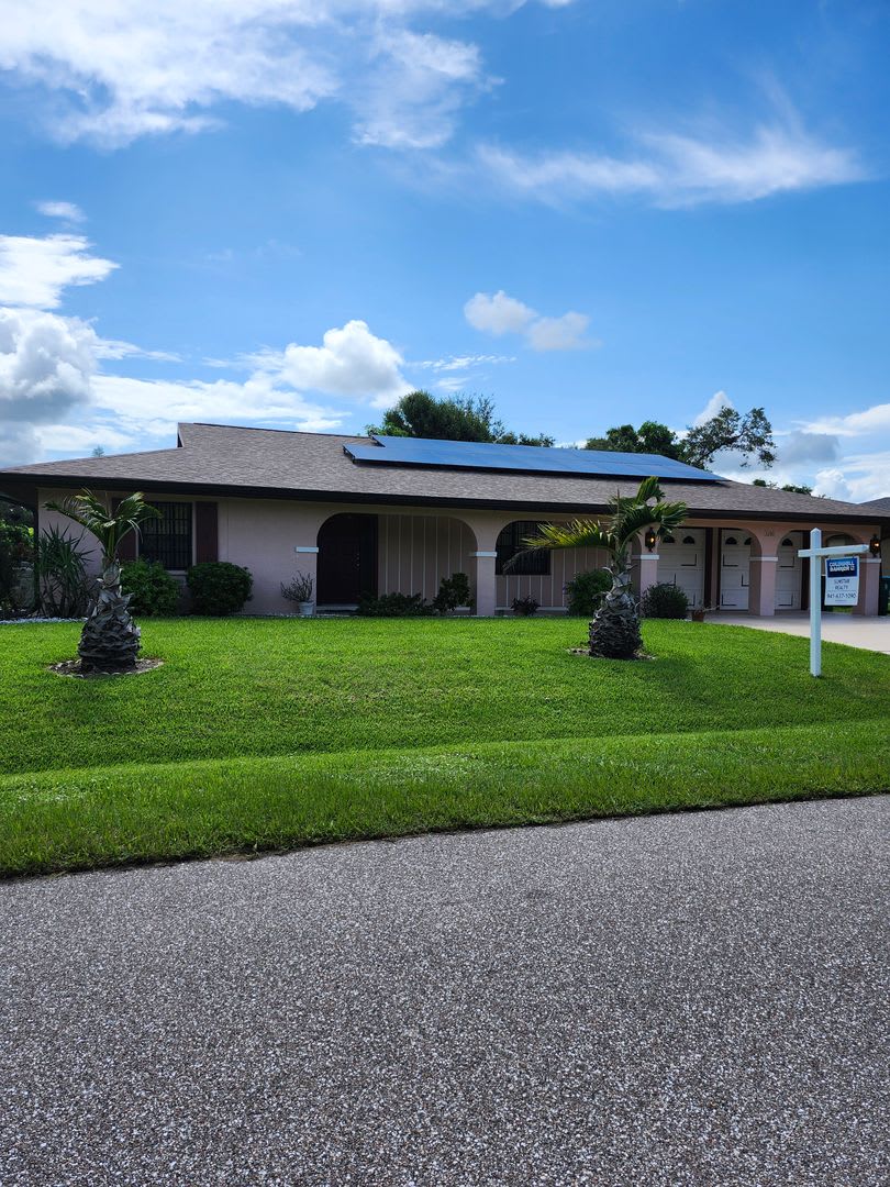 VERY NICE PORT CHARLOTTE HOME FOR ANNUAL RENT! – photo 2