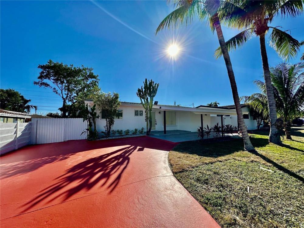 629 SW 4th St – photo 1