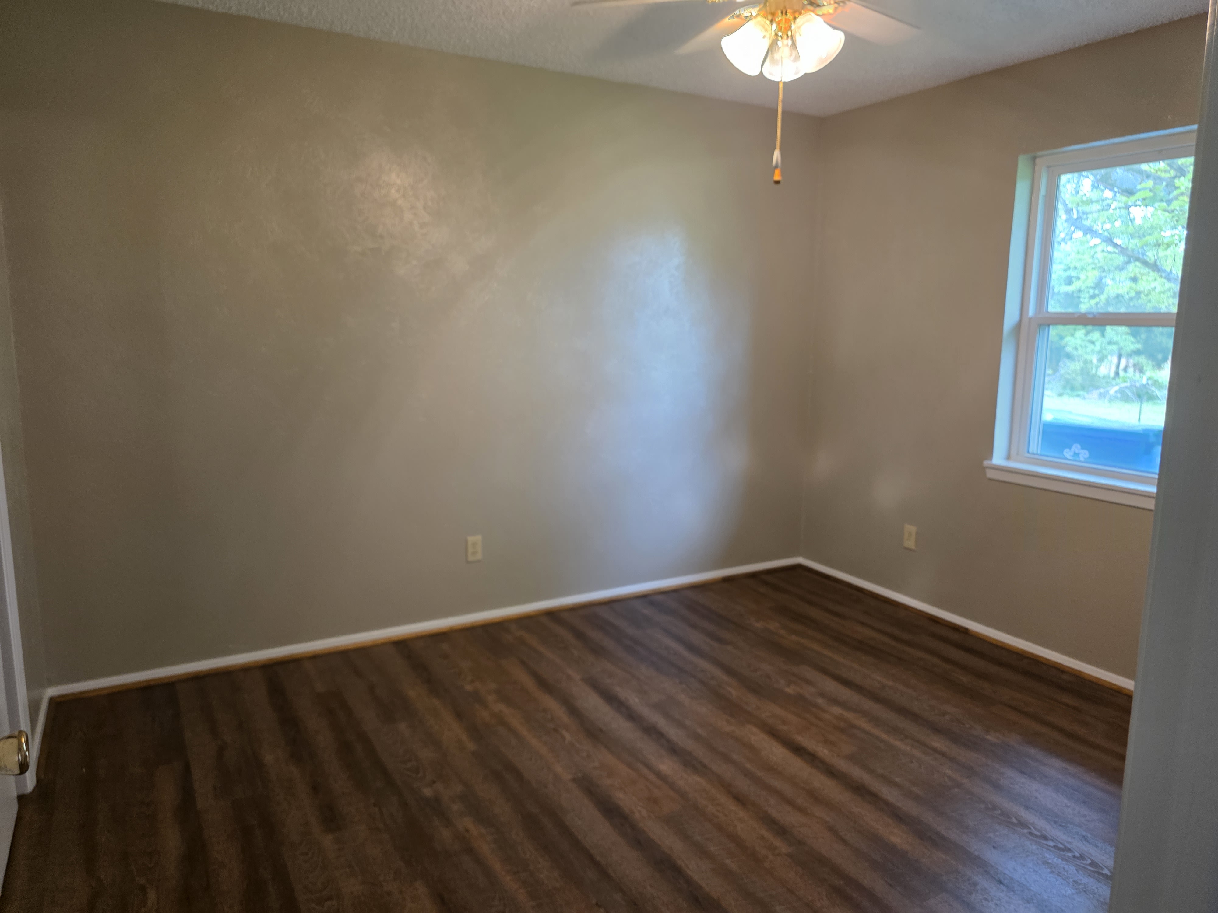 952 Taylor Drive – photo 4