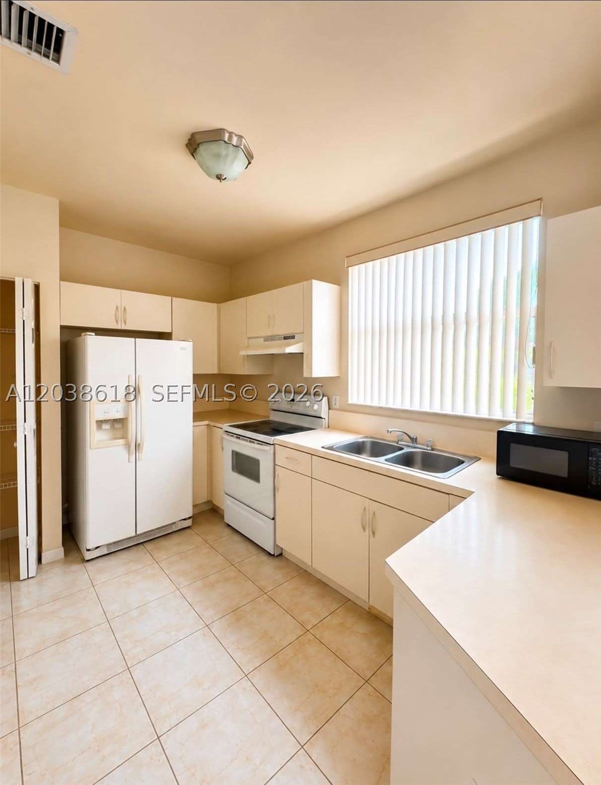 641 E Mowry Ct – photo 3