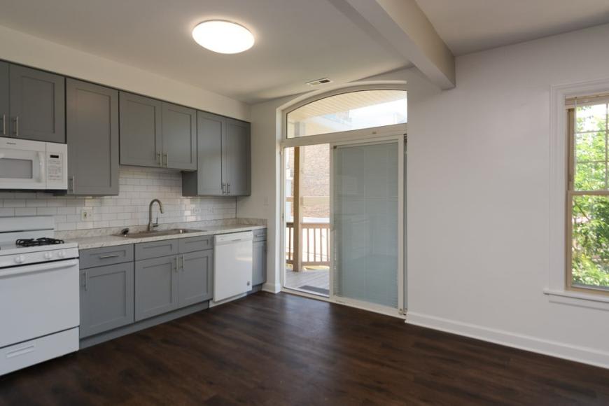 5206 Sawyer – photo 4