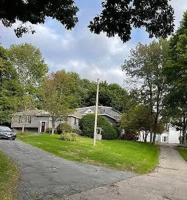 173 Seaver St – photo 1