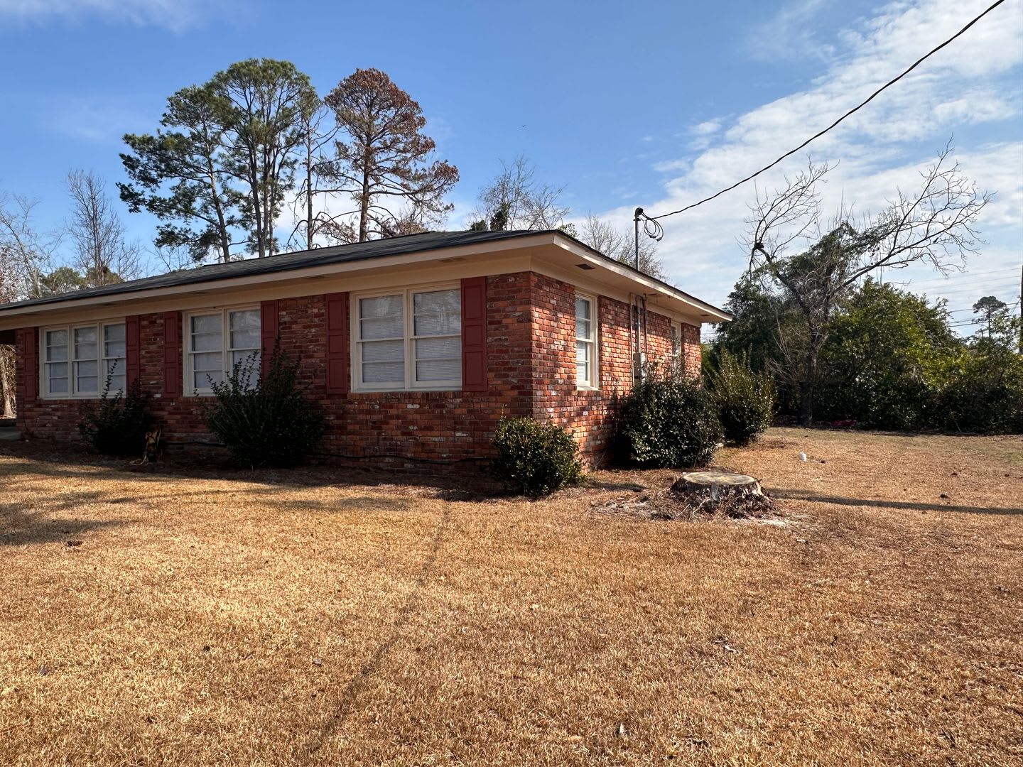 3 Bed 1 Bath Brick House – photo 2