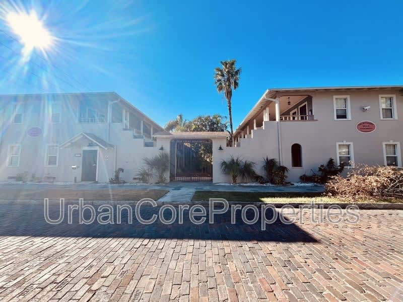 500 5th St N – photo 2