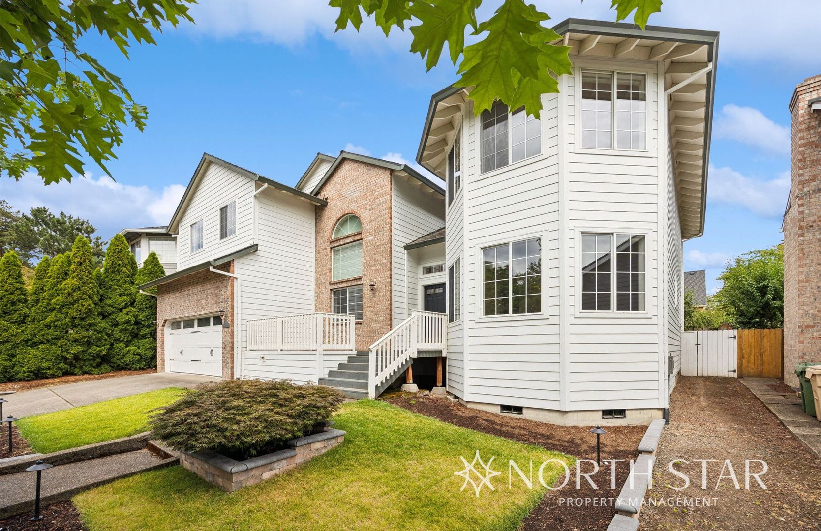 Westlake Traditional with Private, Level Backyard and Outdoor Entertaining Space – photo 2