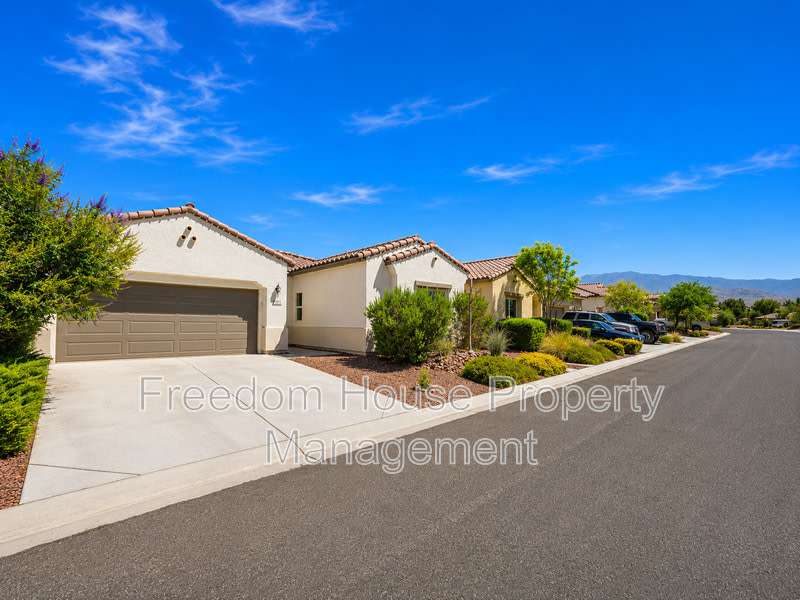 5628 San Marco Drive – photo 2