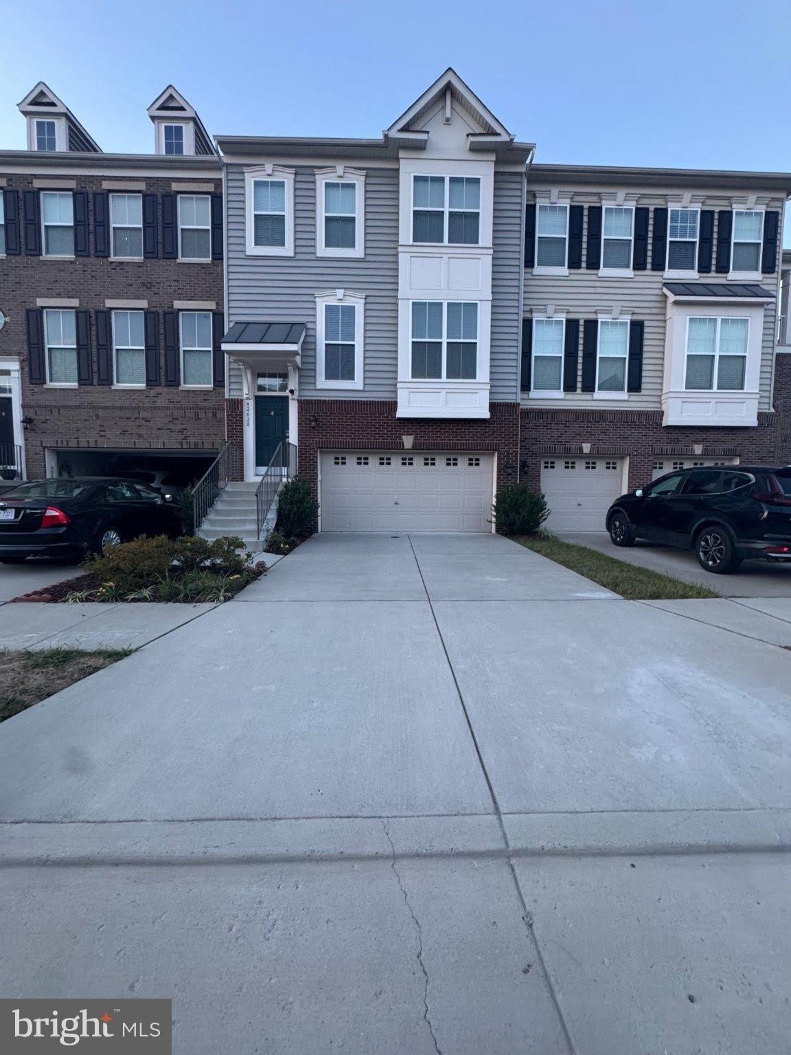 42628 OAK PARK Square – photo 2