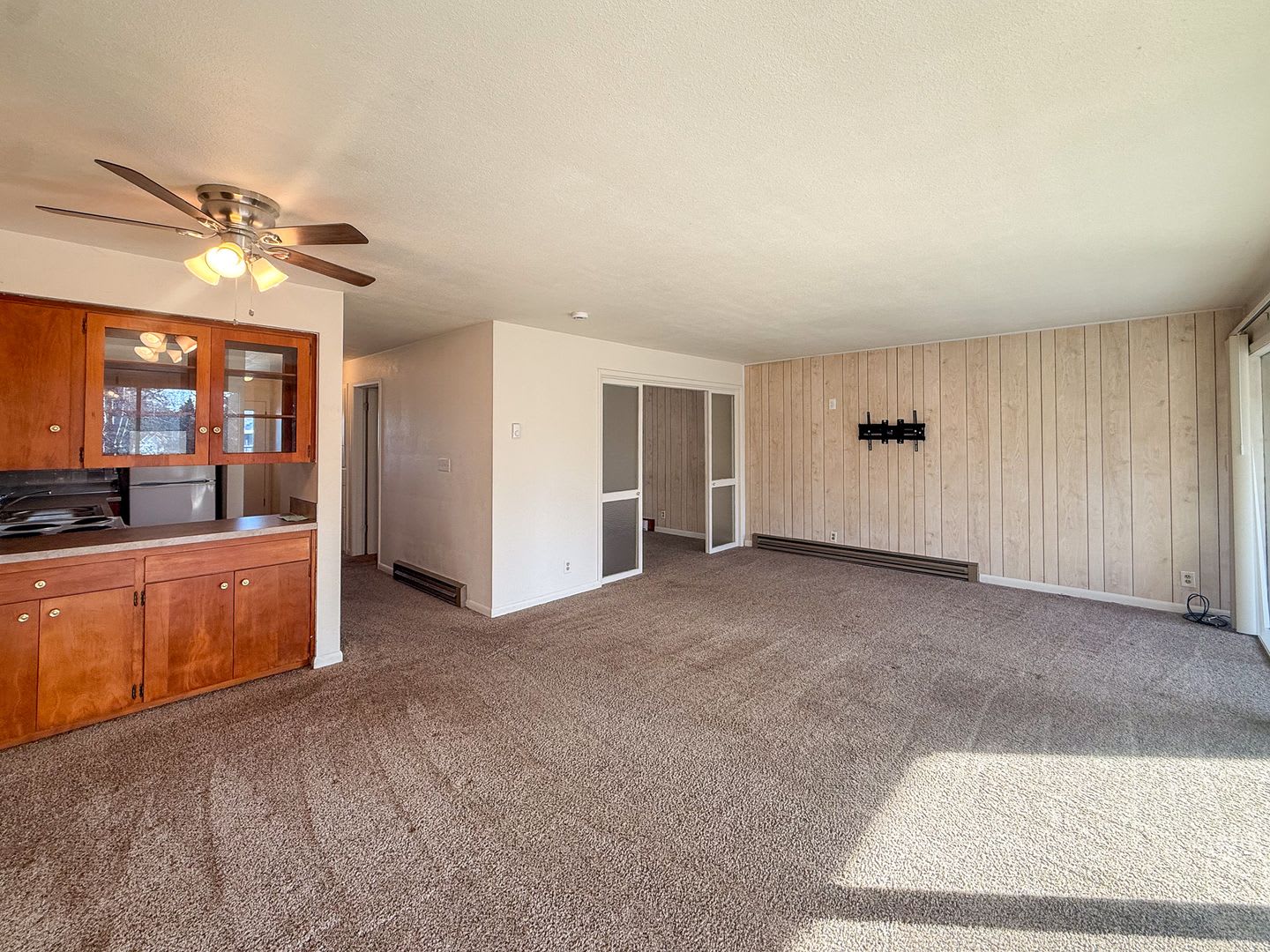 RENT SPECIAL: ½ Off First Full Month's Rent With One Year Lease! ~ 227 24th – photo 5