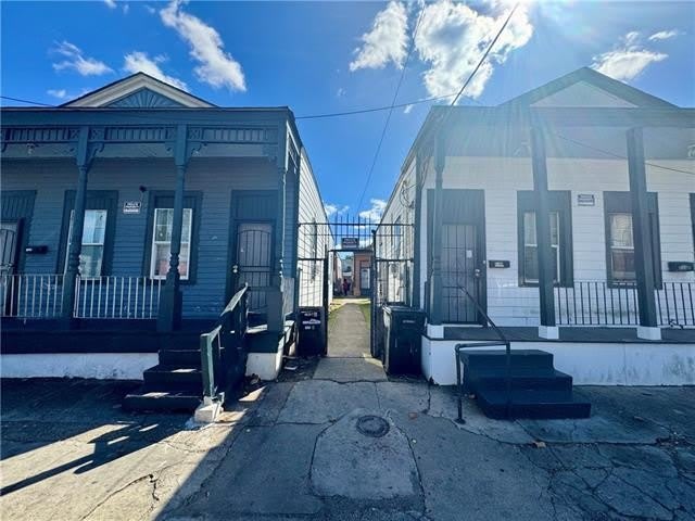 2124 REV JOHN RAPHAEL JR Way – photo 1