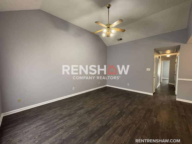 5511 Ginners Dr – photo 2