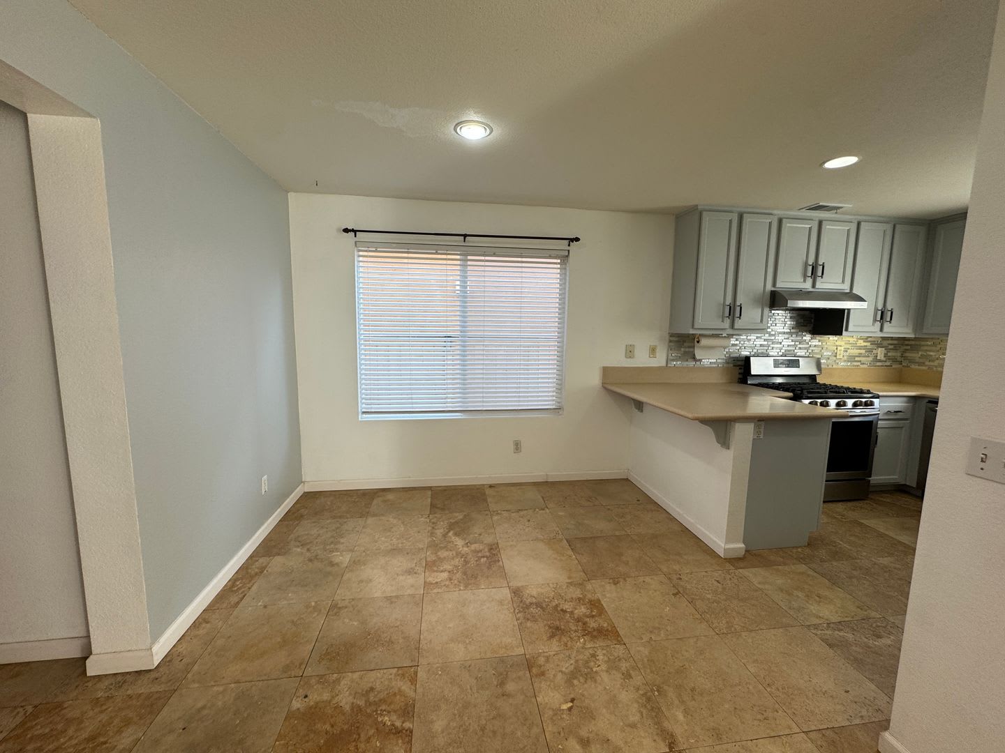 Townhome for Rent – photo 2