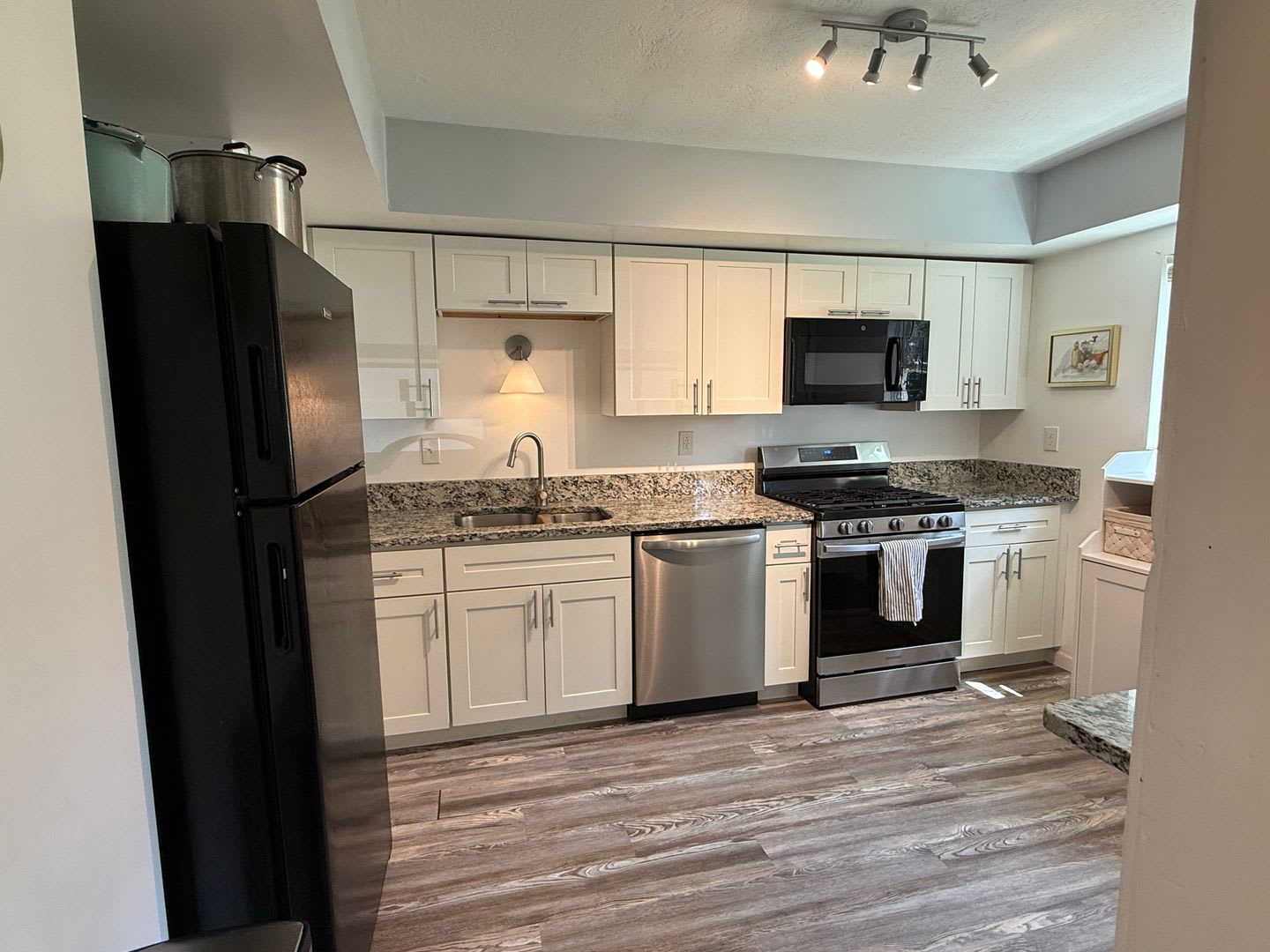 West View Just Reduced – photo 4
