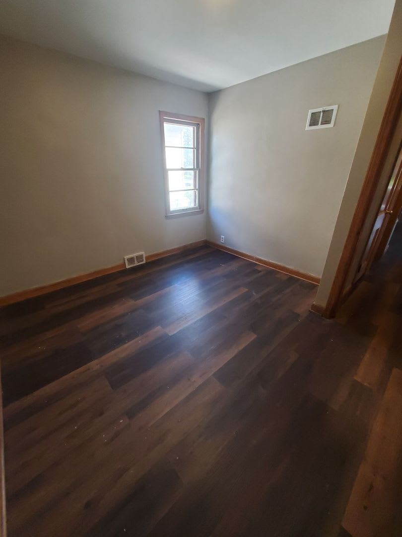 4 Bedroom Single Family – photo 1