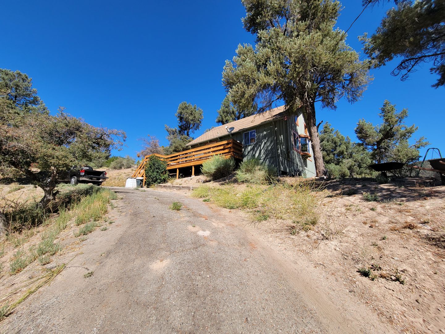 Pinon Pines-Cozy 1-Bedroom with loft Cabin Retreat with Scenic Views – photo 1