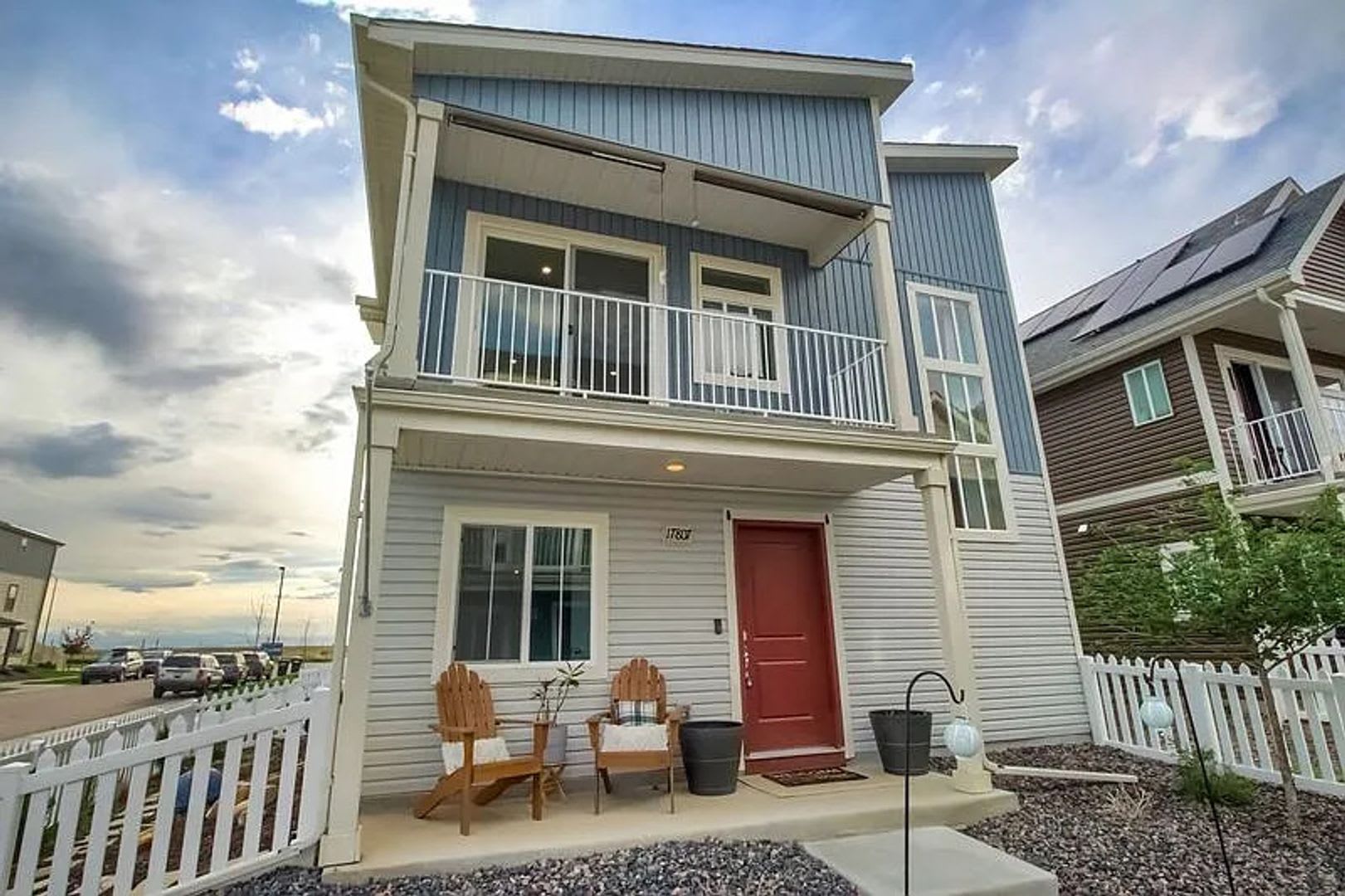Incredible Starter Home in Green Valley – photo 1