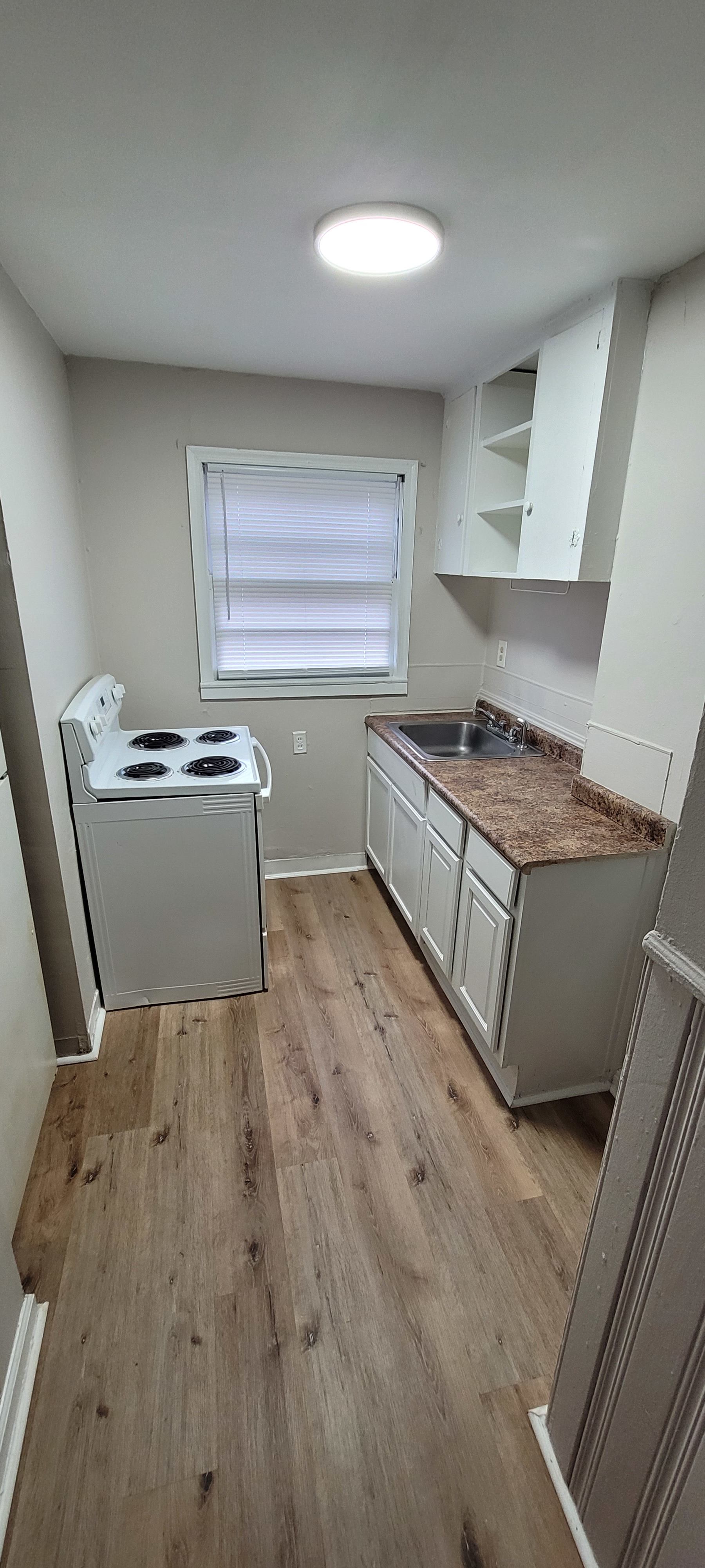 903 Martin St – photo 5