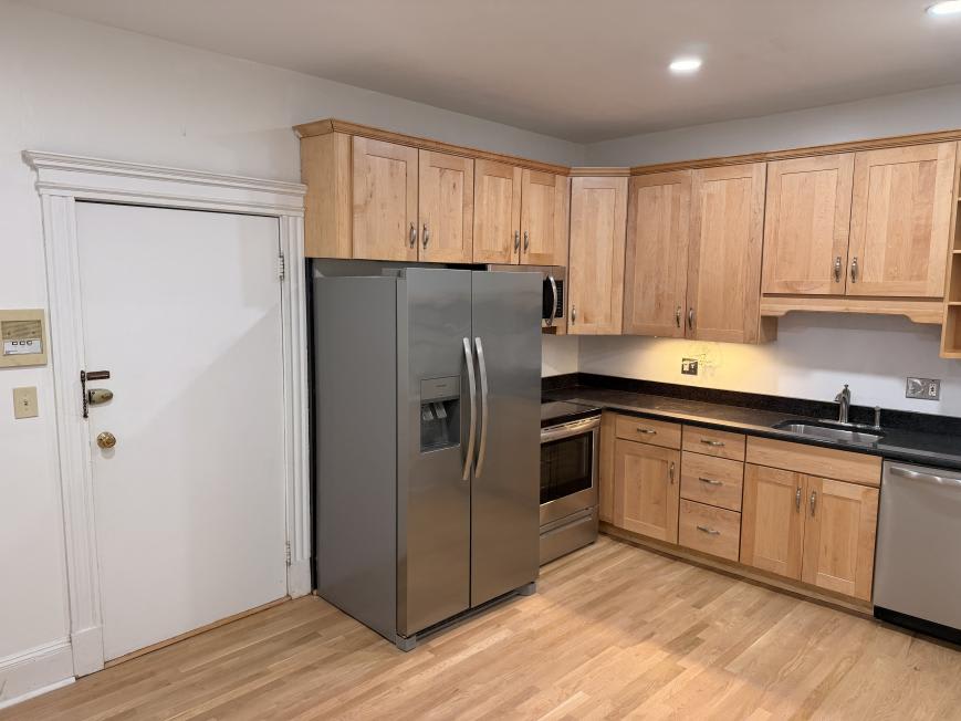1768 Beacon – photo 2
