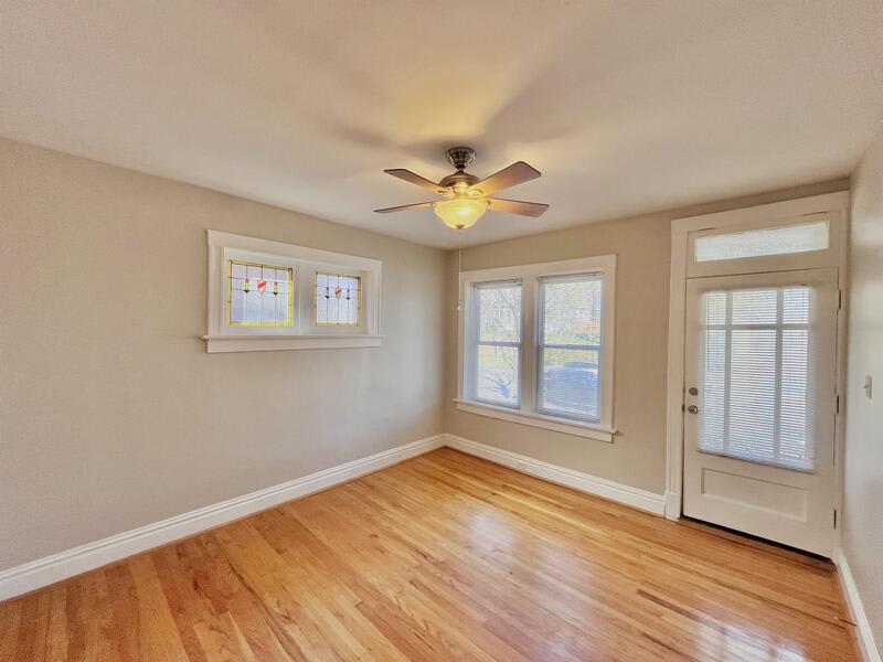 1533 Mccausland Avenue – photo 2