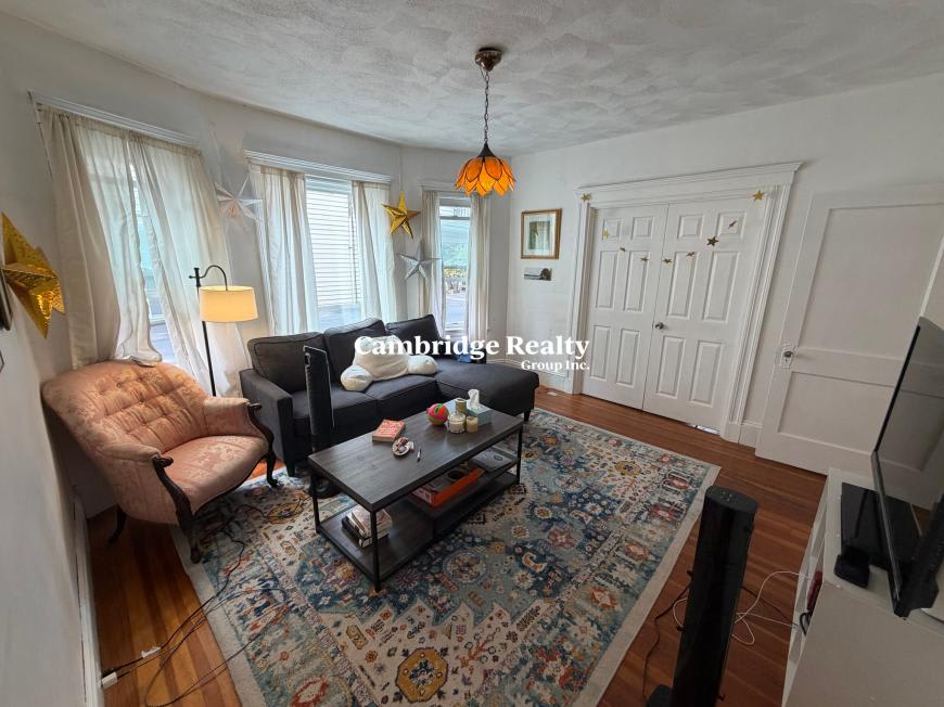 102 West Adams St. – photo 1