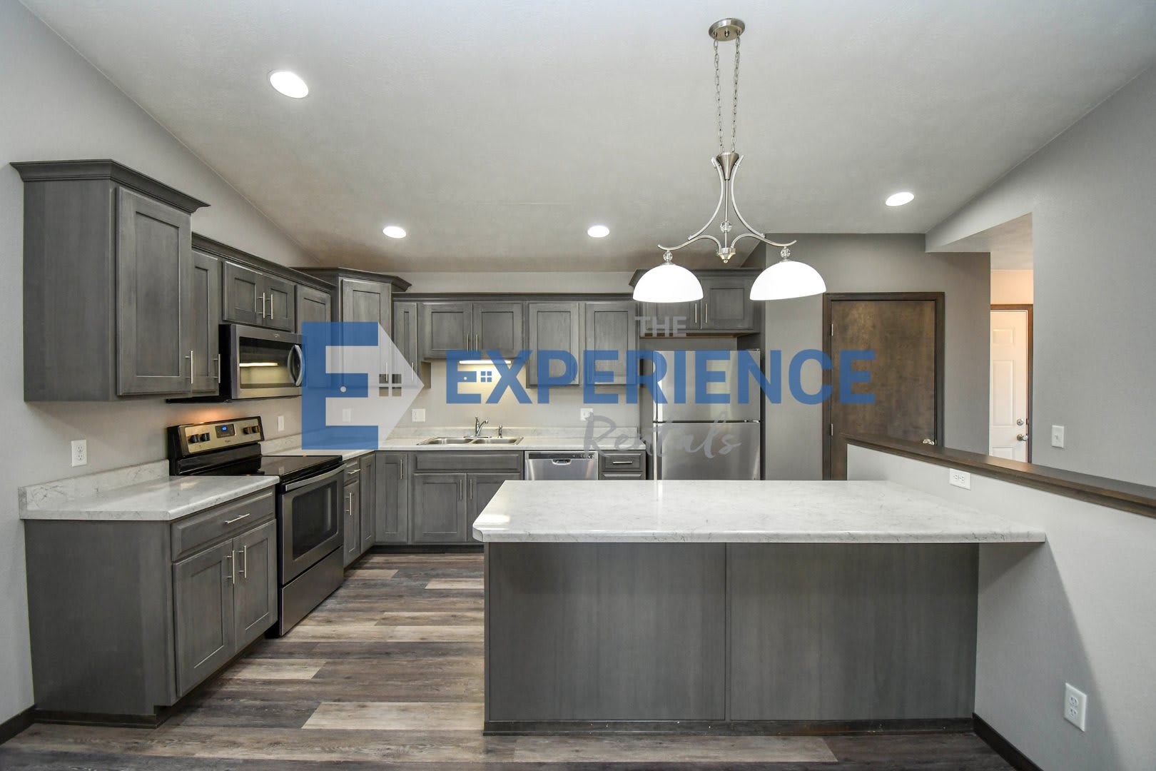 East Sioux Falls 4-Bedroom Townhome – Style, Space & Convenience! – photo 3