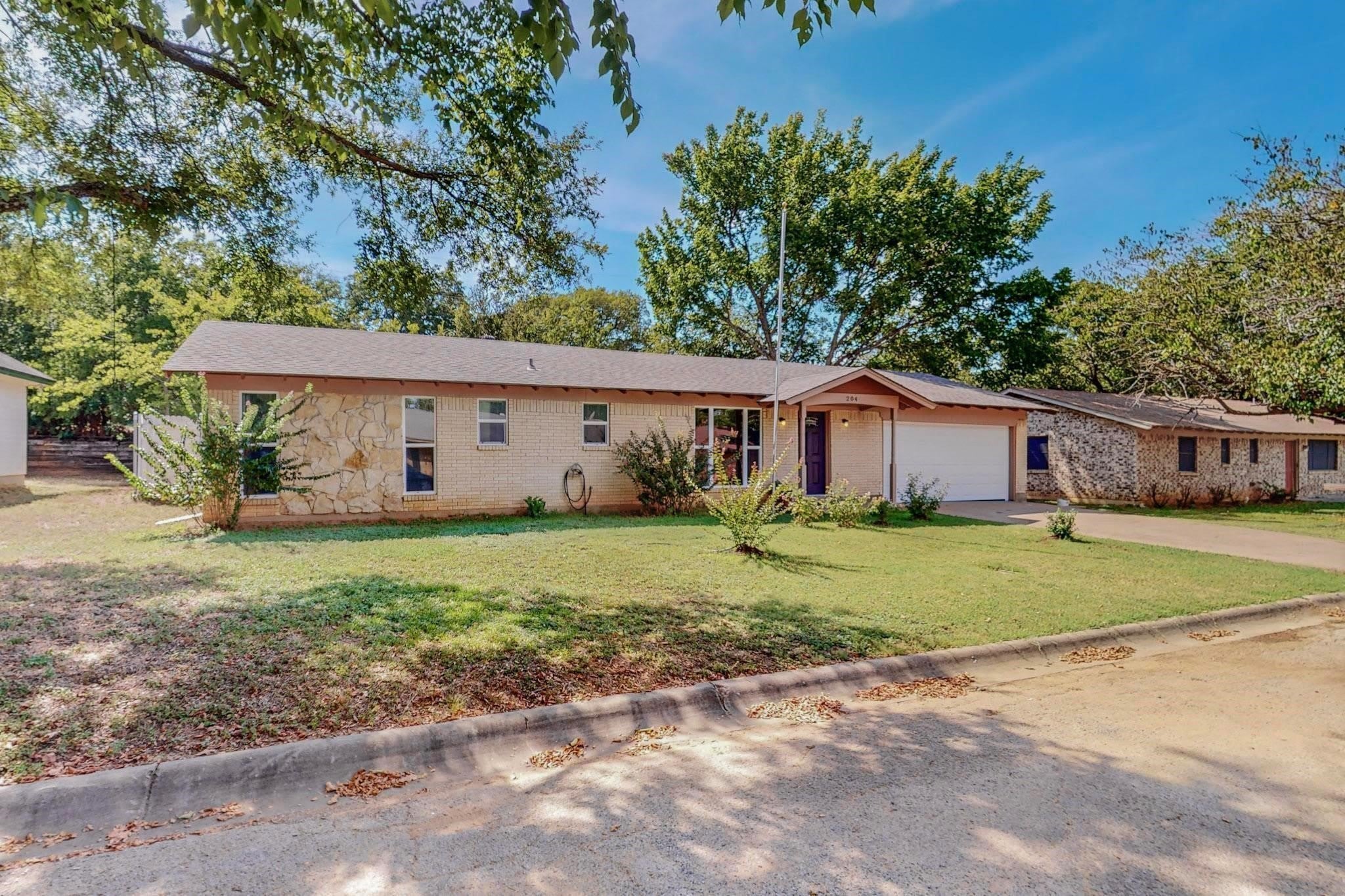 204 Pine Street – photo 2
