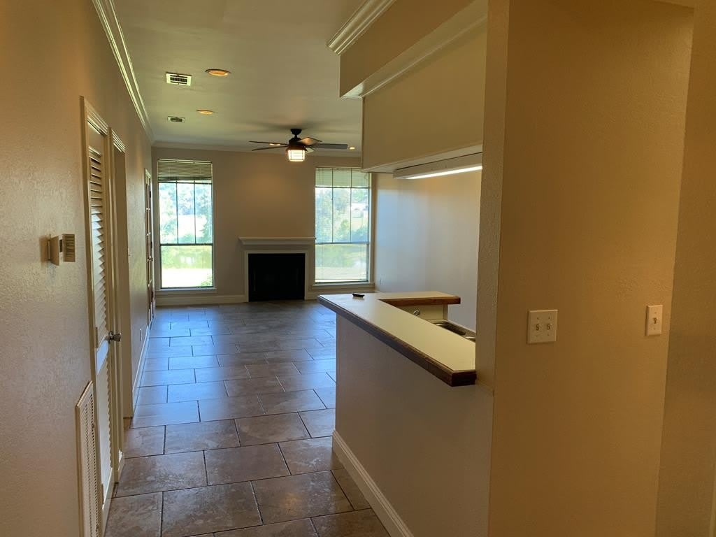 801 Country Club Cir – photo 3