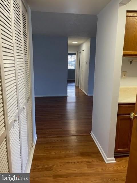 2409 POND VIEW Drive – photo 2
