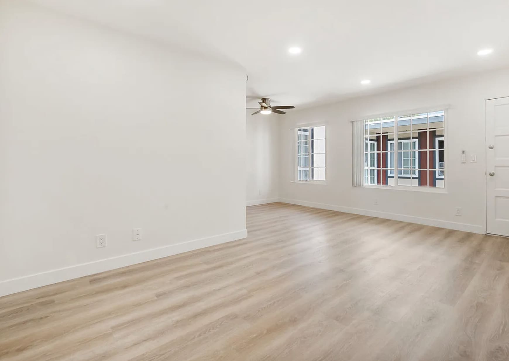 4566 Nebo Drive – photo 2