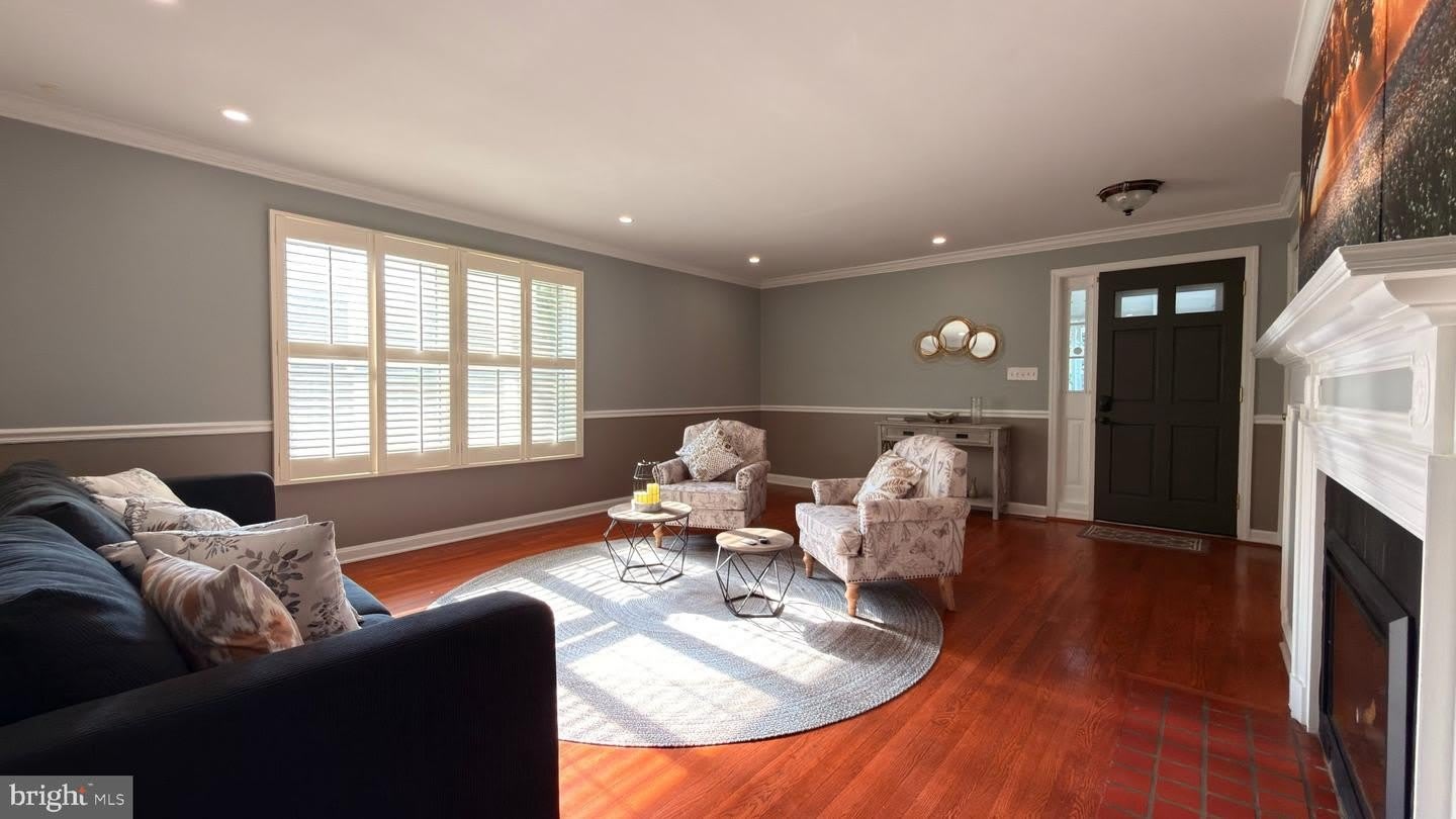 8613 Leonard Dr – photo 3