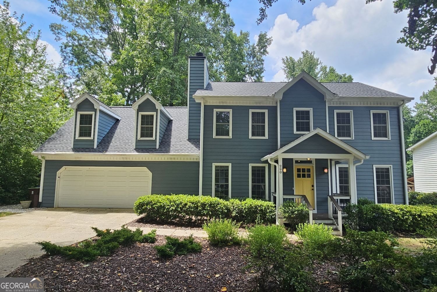 290 Oakmere Drive – photo 1