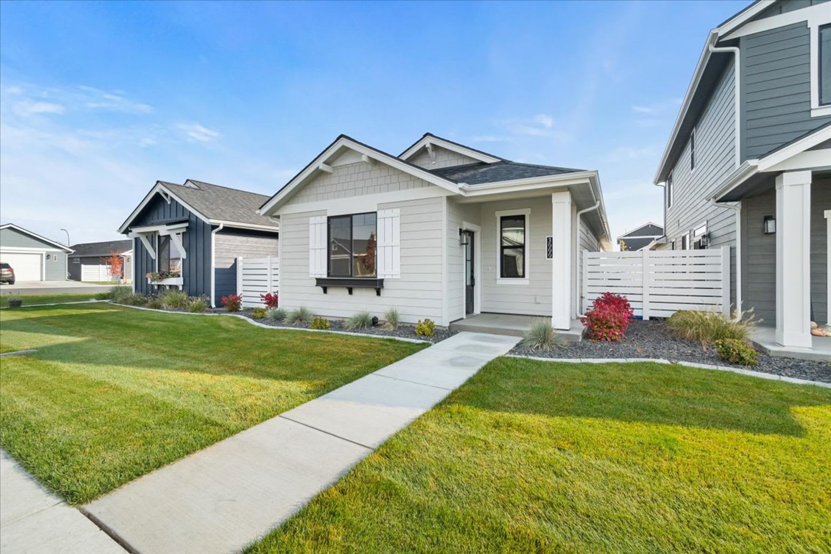 Single-Level Serenity: Your 3 Bedroom, 2 Bath Dream Home Awaits – photo 3