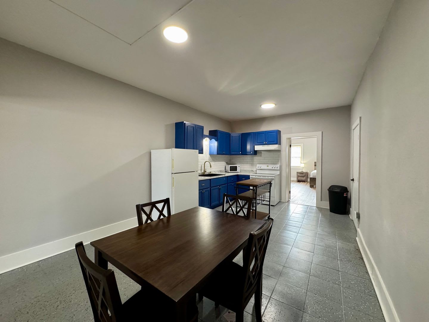 Say Hello to Your New Address – photo 3
