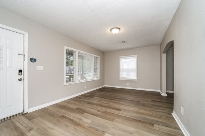 4859 Riverdale Road – photo 4