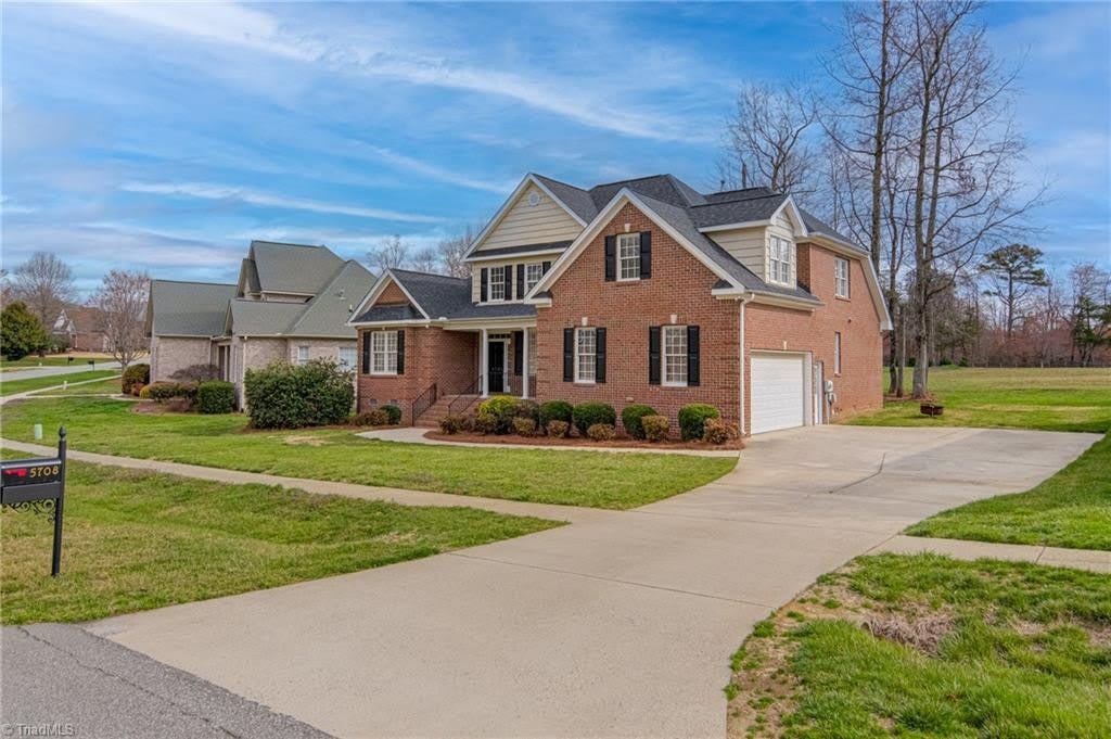 5708 Mabe Drive – photo 2