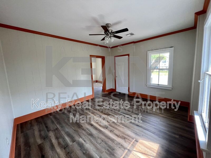 510 Lamar Street – photo 3