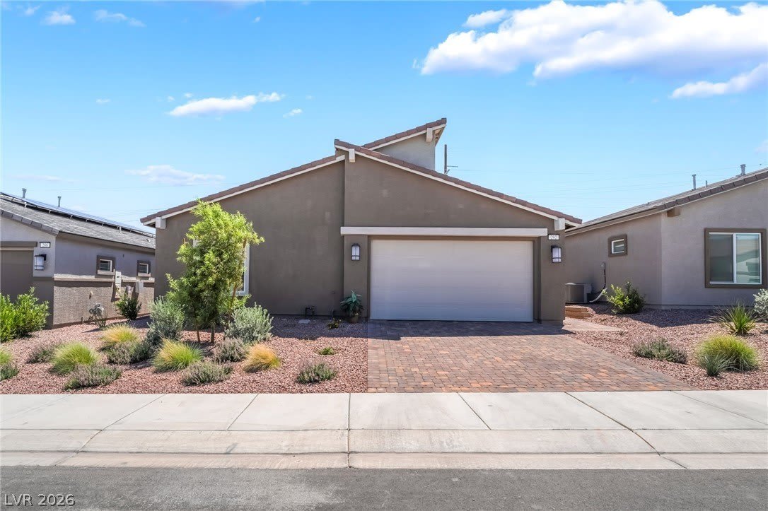 292 Whitney Crest Street – photo 1