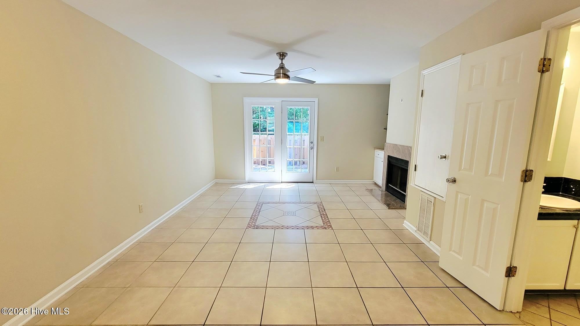 5116 Lamppost Circle – photo 3