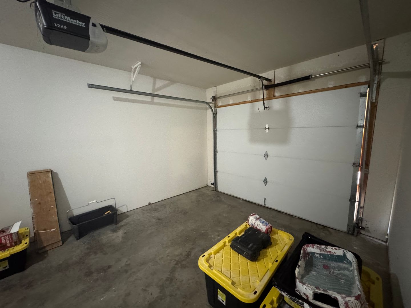 3 Bedrooms 2 Bath – photo 2