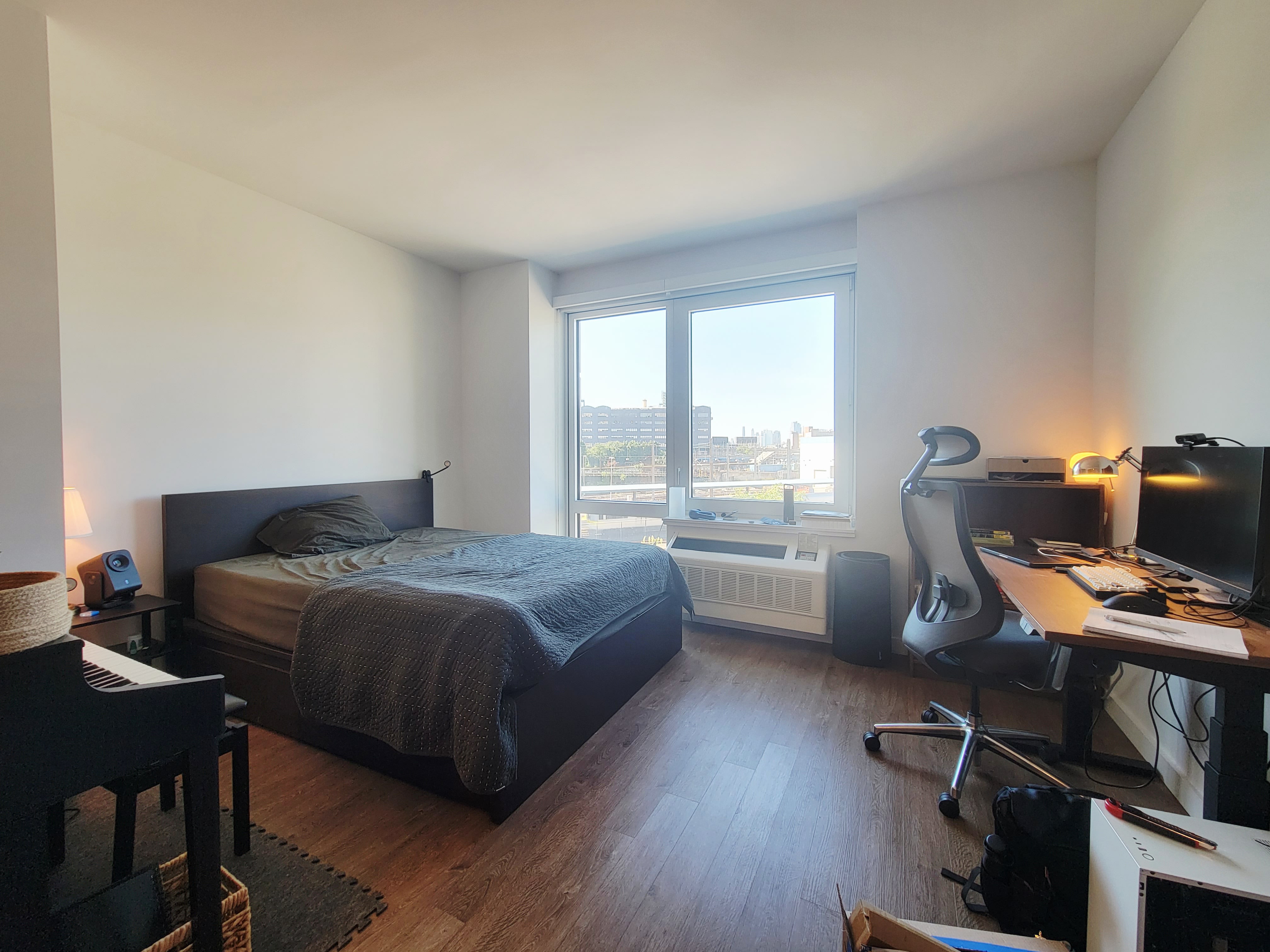 22-44 Jackson Ave – photo 2