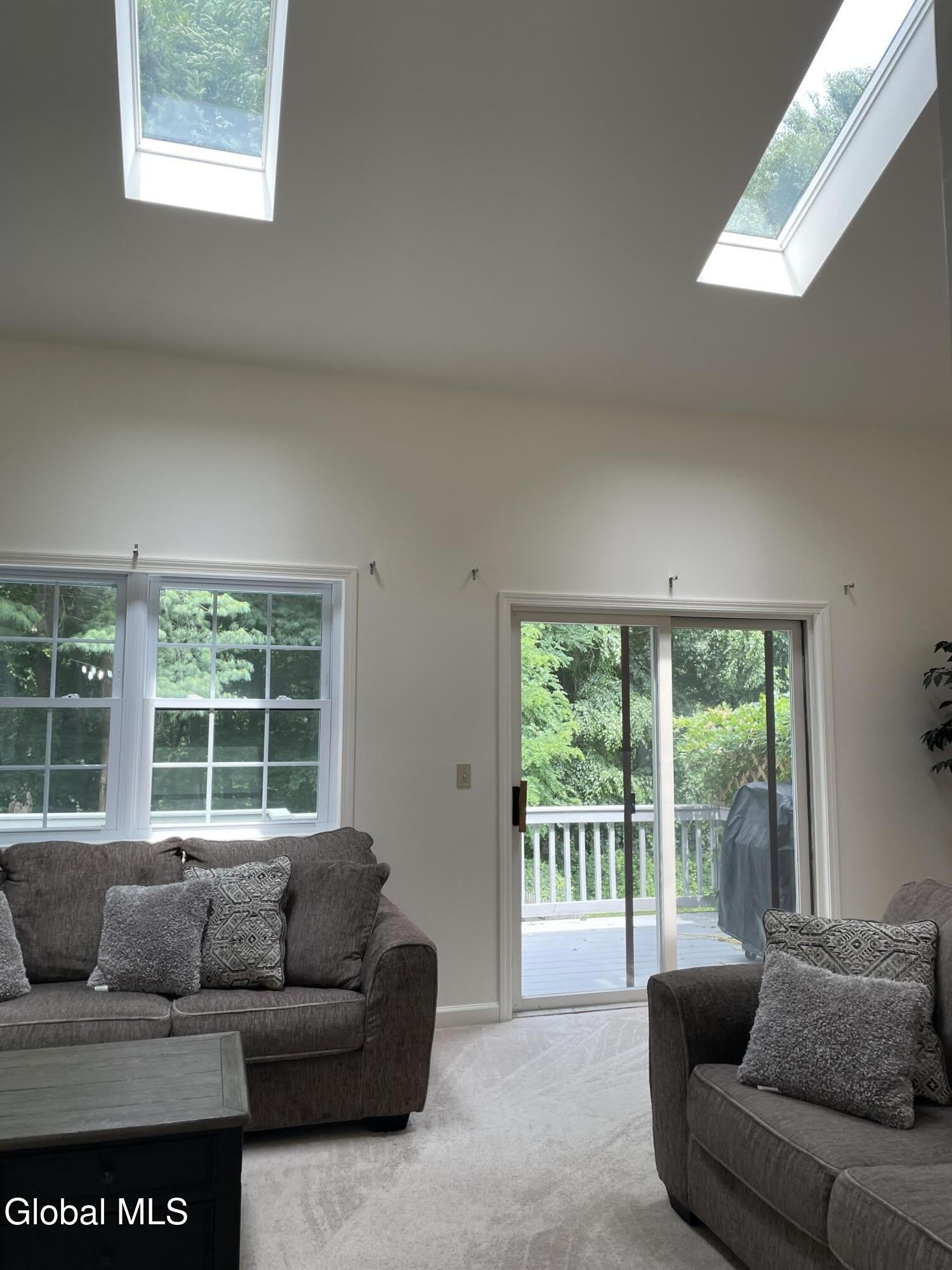 7318 Vic Court – photo 3