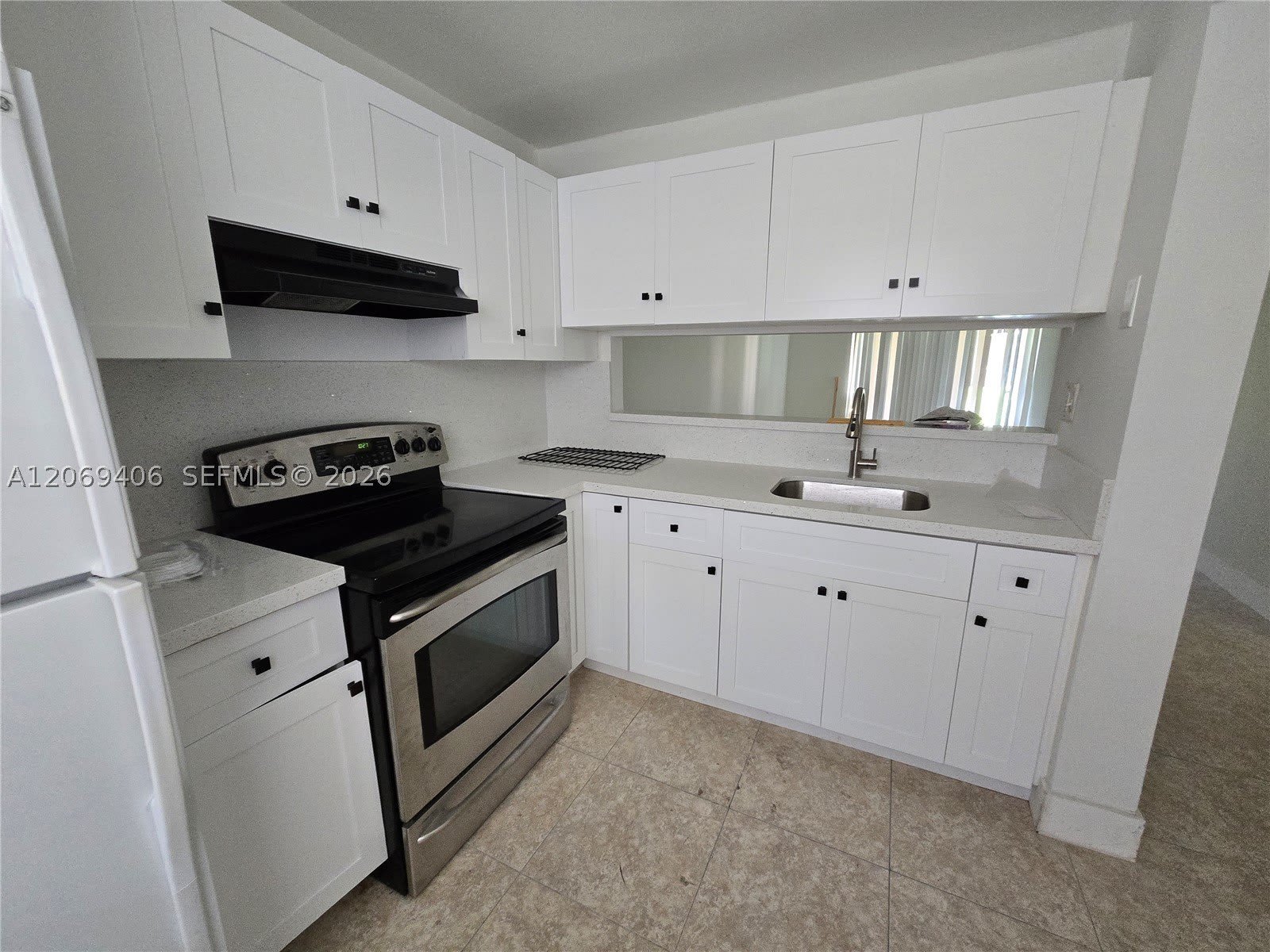 3396 Foxcroft Rd – photo 5