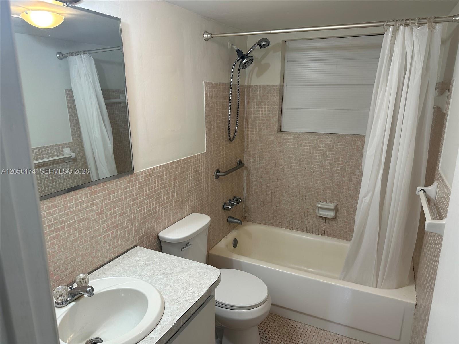 12590 Northeast 16th Avenue – photo 4