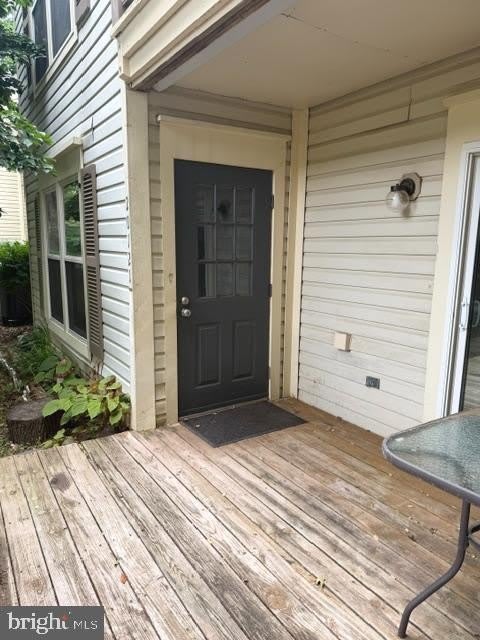 20121 WATERSIDE Drive – photo 4