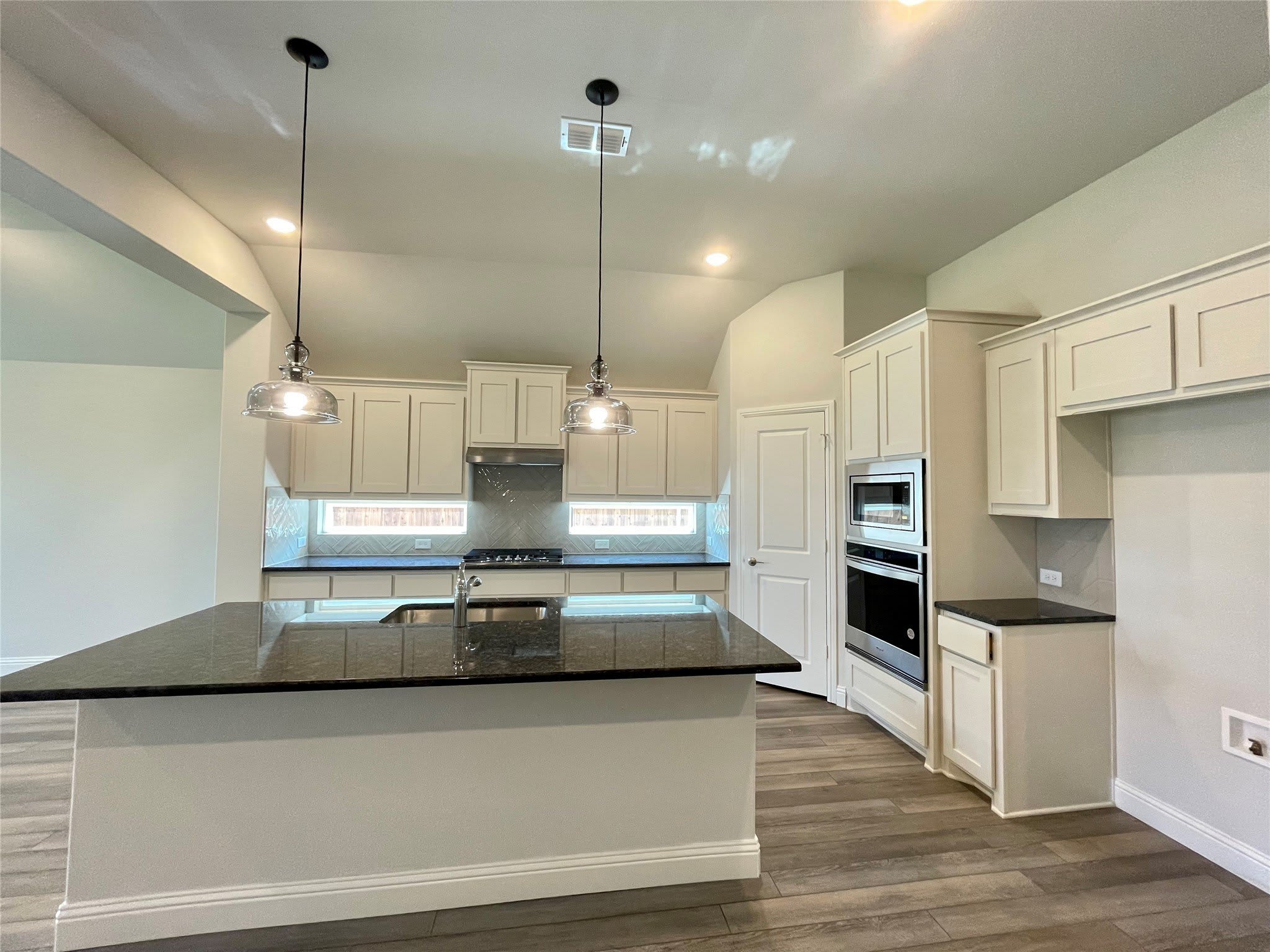 4005 Blue Stem Boulevard – photo 5